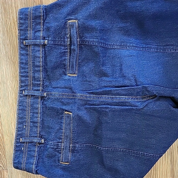 Wide-Leg Jeans - Picture 3 of 3